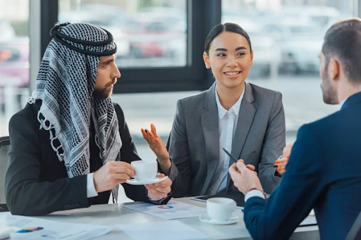 How To Choose The Right Interpreter For Your Event In Dubai
